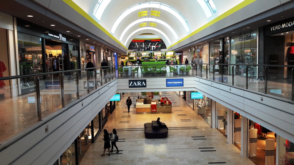 Elbe Einkaufszentrum (3).jpg