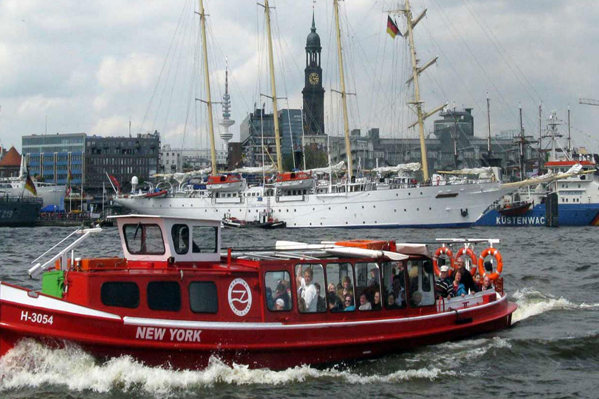 HafenrundfahrtHOHO HamburgerHafen Barkasse SightseeingKontor