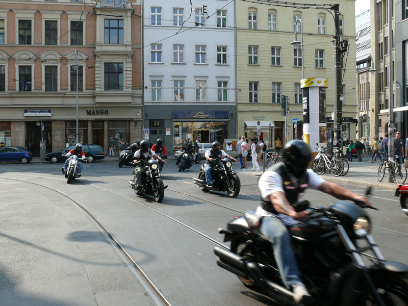 Hells Angels auf der Reeperbahn sighsteeing kontor