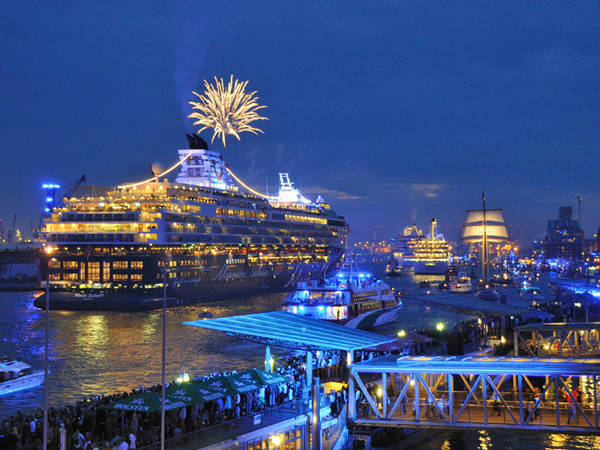 blue port hamburg sightseeing kontor4